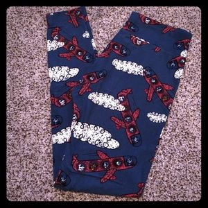 Airplane leggings